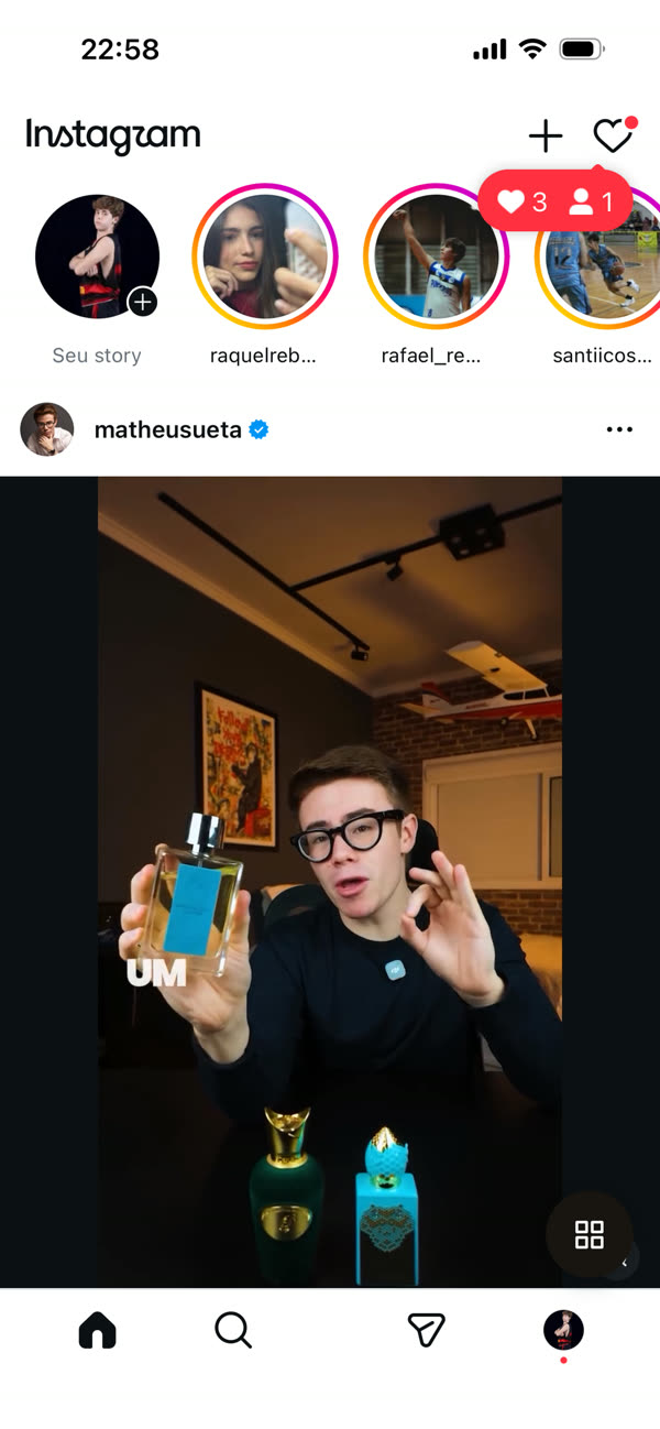 Feed do Instagram dentro do Oloi, sem a aba Reels na barra de baixo